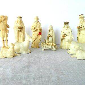Vintage Nativity Set 11 Pc. Plastic Hong Kong